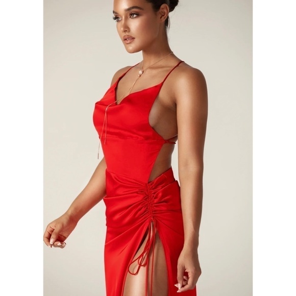 ALIEVA Reva Cowl Neckline Sheath Backless Maxi Dress A Red - Picture 4 of 14